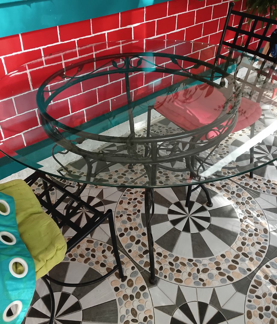 Round Glass Top Dining Table with Metal Frame