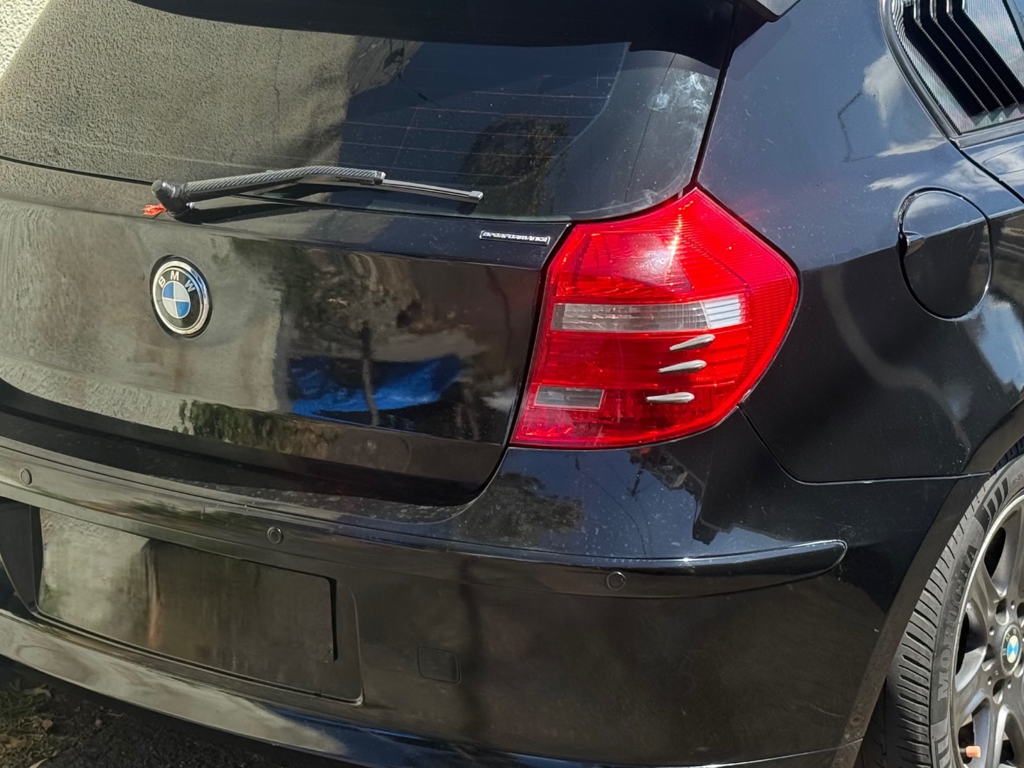BMW 116i E87 2010 Driver Service thumbnail 4