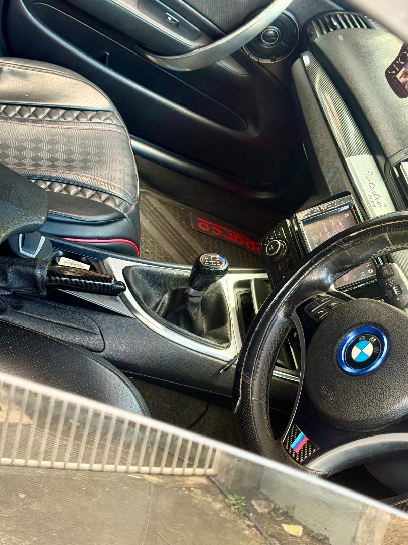 BMW 116i E87 2010 Driver Service thumbnail 8