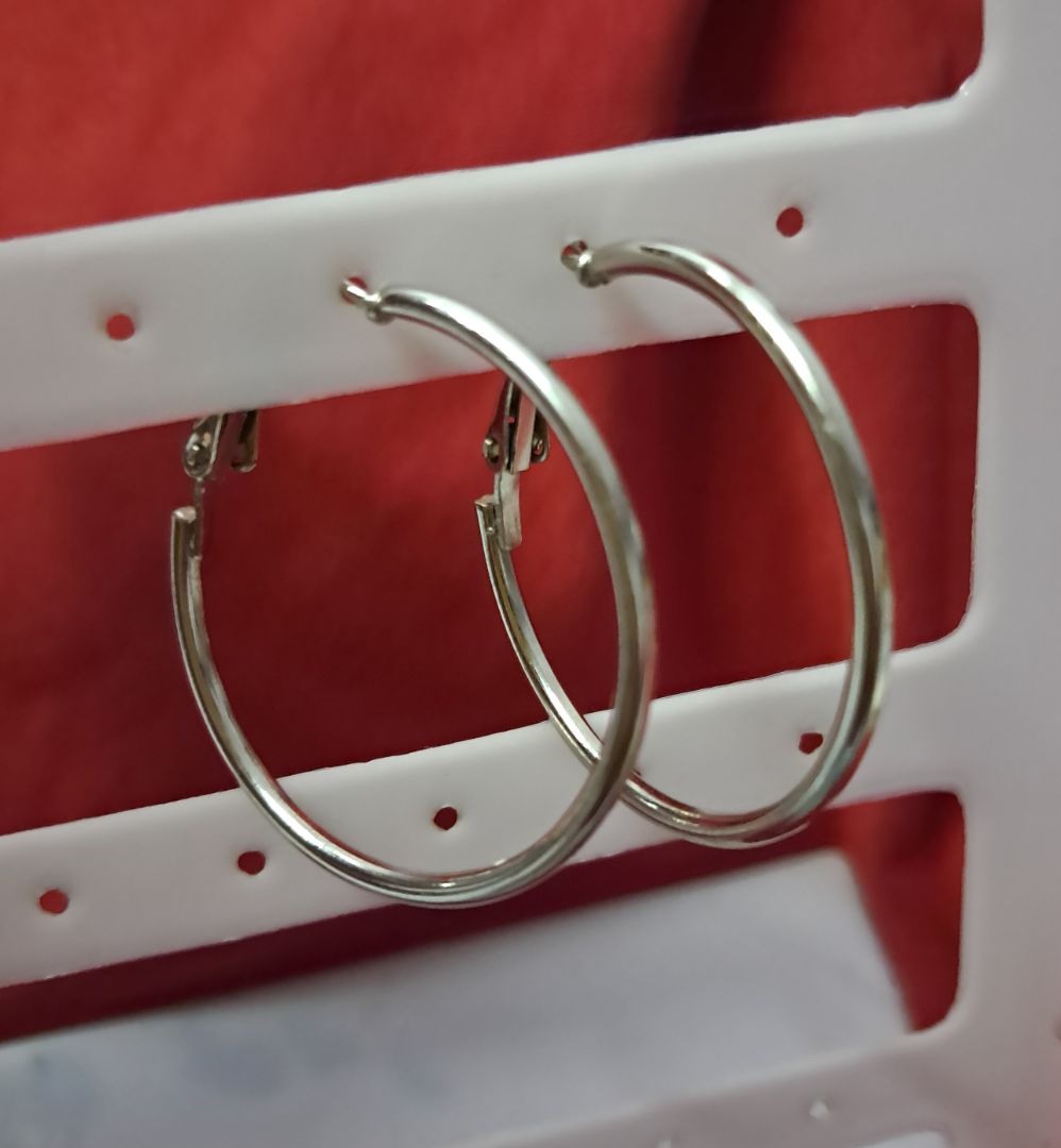 2 pairs of Silver Hoop Earrings Women thumbnail 2