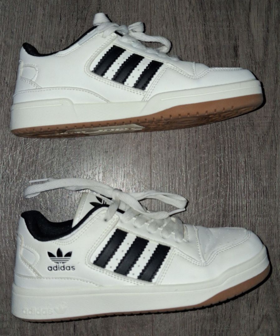 Adidas White Sneakers Size 35 thumbnail 2