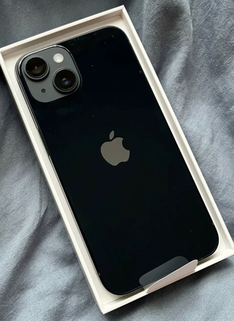 Apple iPhone 14 128GB Midnight - Image 1 of 1