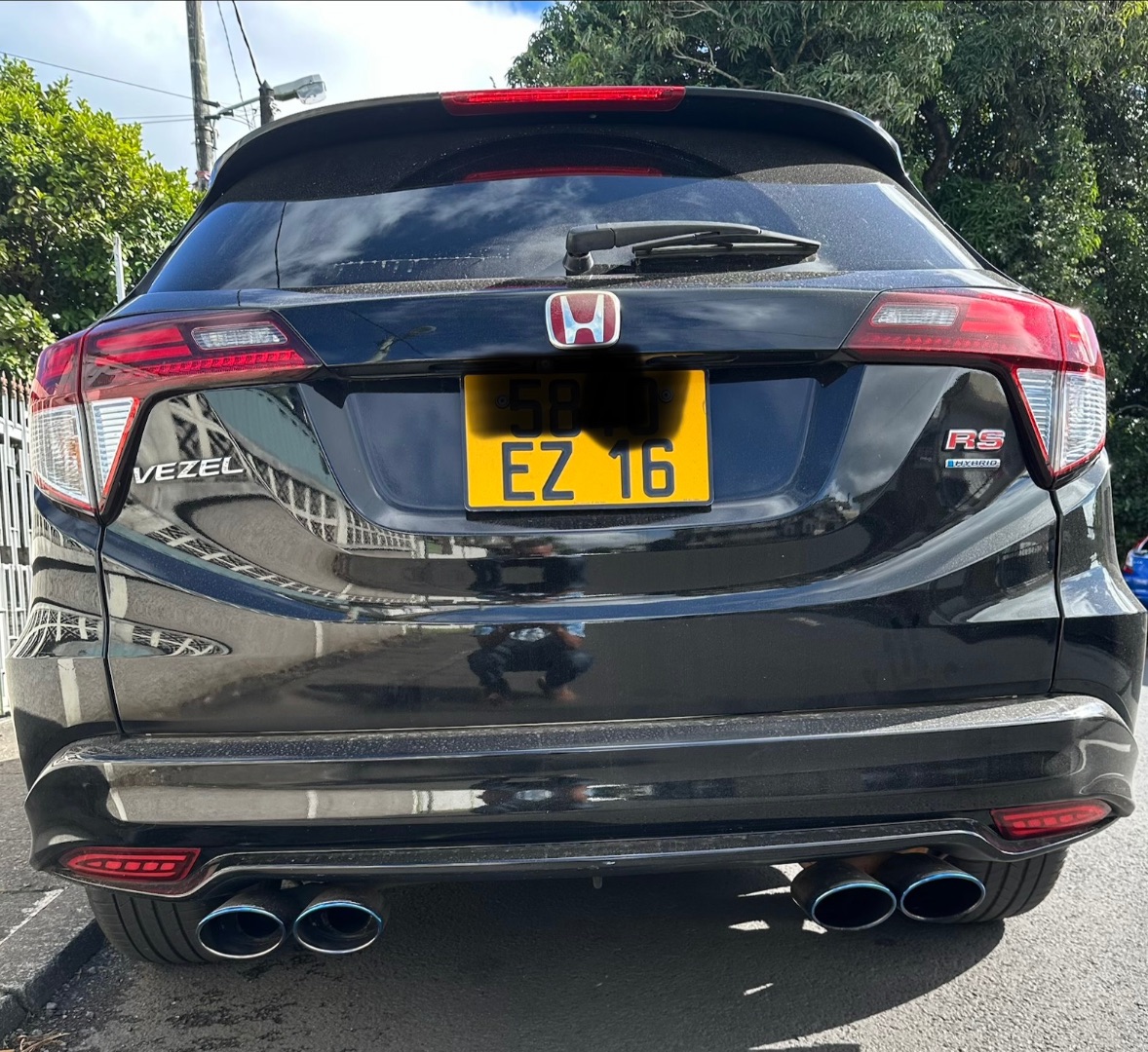 Honda Vezel RS Hybrid 2016 1.5L Automatic thumbnail 4