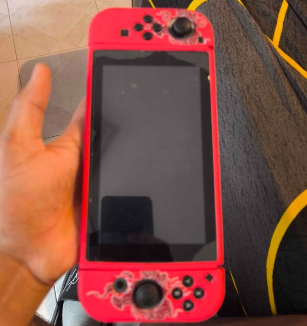Nintendo Switch Console with Dragon Protective Case thumbnail 2