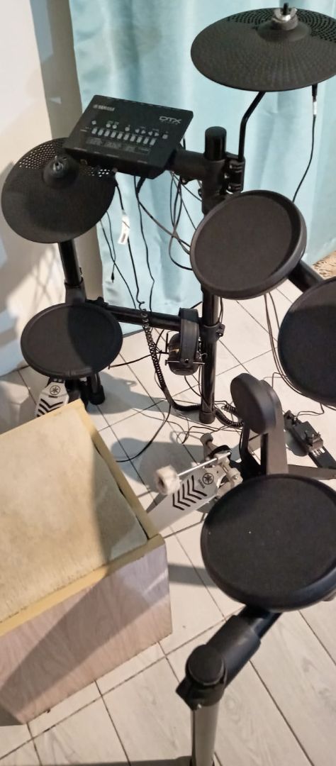 Batterie électronique Yamaha DTX