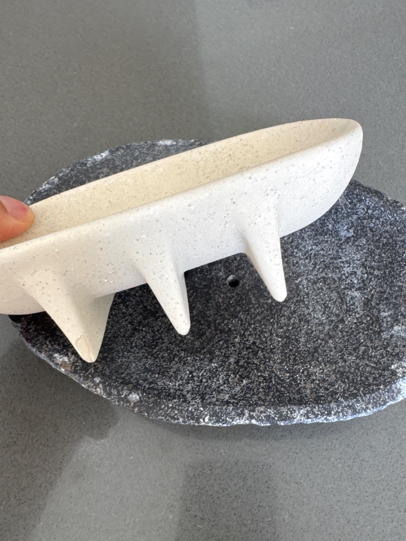 Lot of 2 Soap Dishes - Gray Stone & Beige Ceramic thumbnail 2
