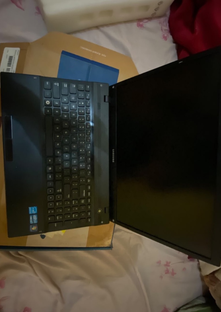 Samsung Notebook Black thumbnail 2
