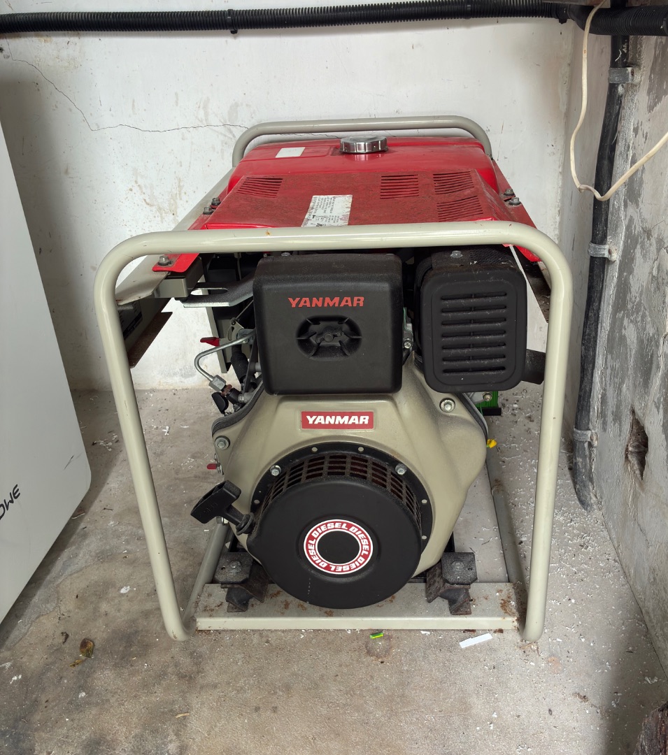 Yanmar YDG 5.5kVA Diesel Generator Red