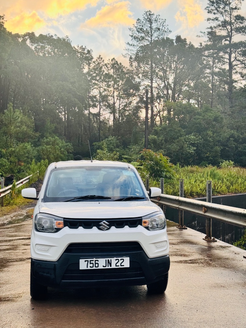 Suzuki S-Presso 2022 - Economical Rental thumbnail 2
