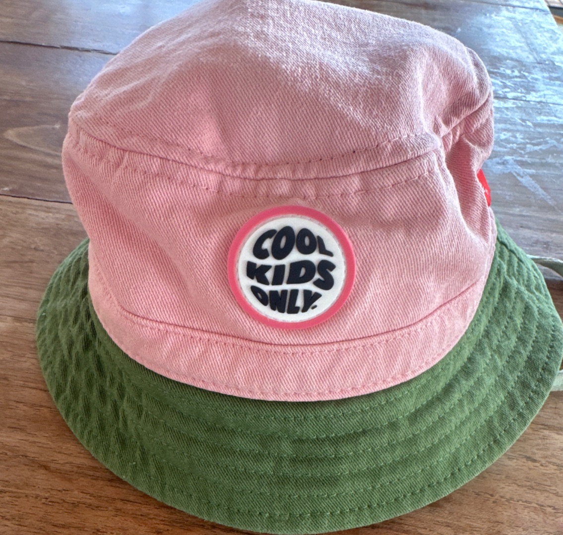 Hello Hossy Bucket Hat 9-18 Months