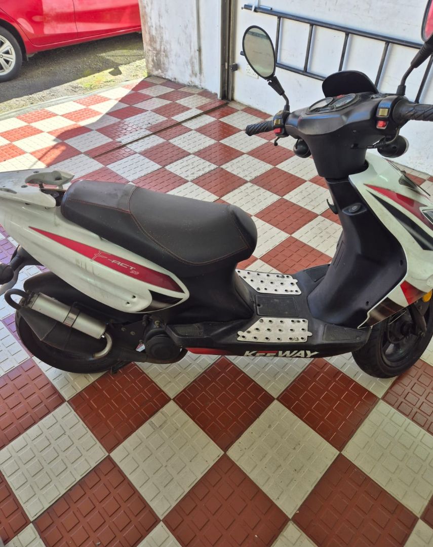 Keeway F-ACT 50 49.9L Automatic Scooter thumbnail 4