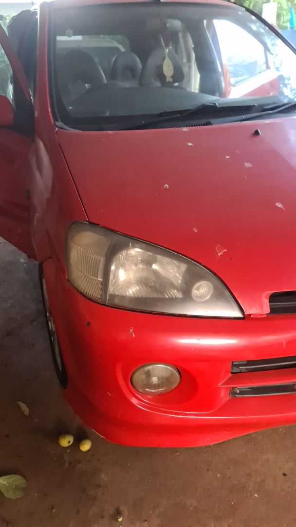 Daihatsu YRV 2000 thumbnail 6