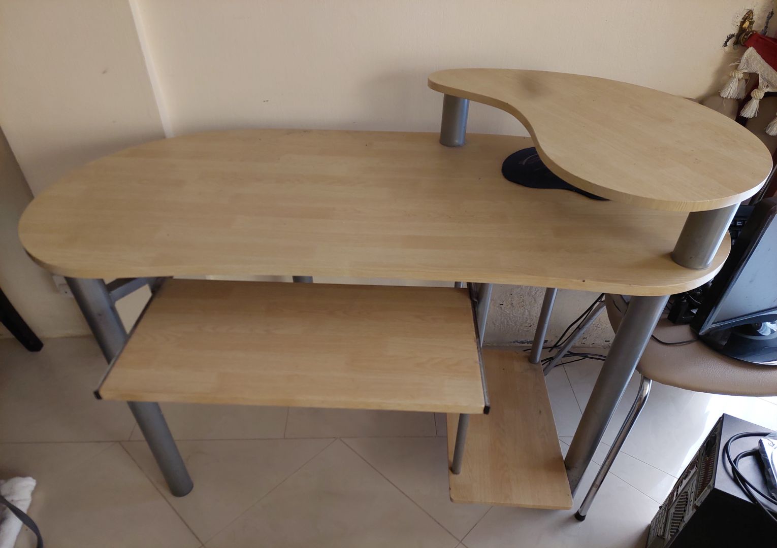 Computer Desk with Keyboard Tray Beige
