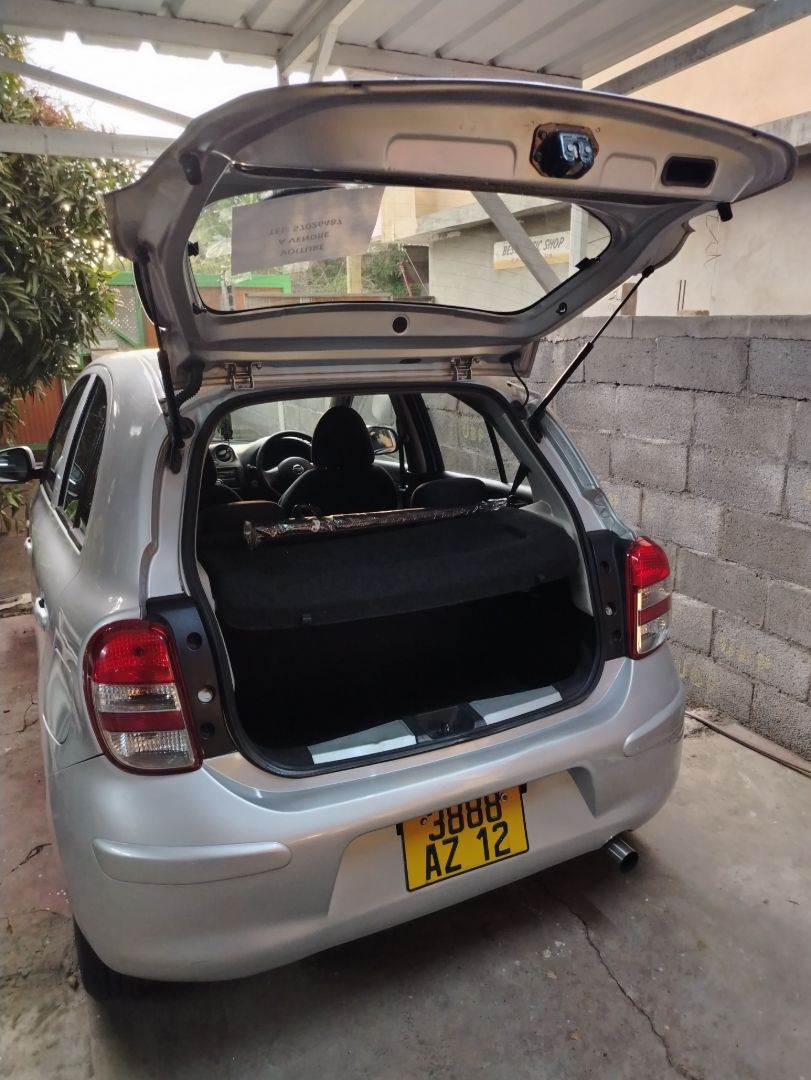 Nissan March 2012 Automatic thumbnail 4