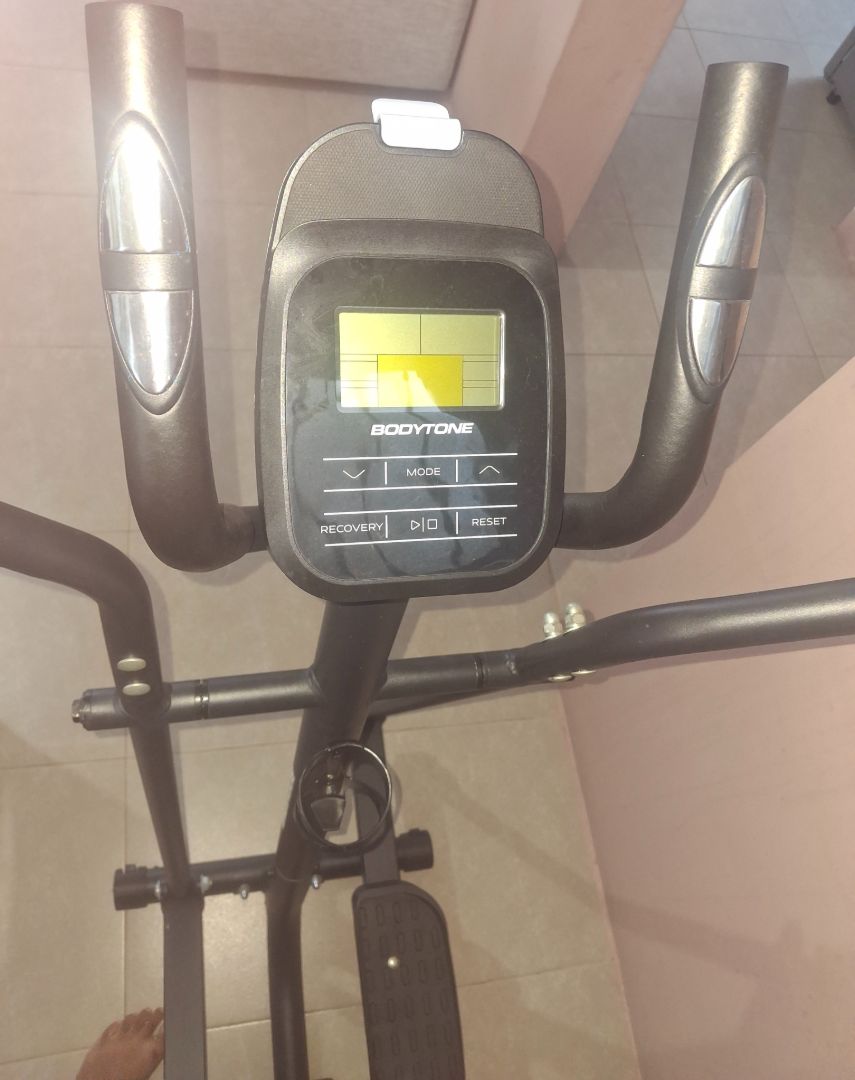 Bodytone DE30 Elliptical Cross Trainer Black thumbnail 3