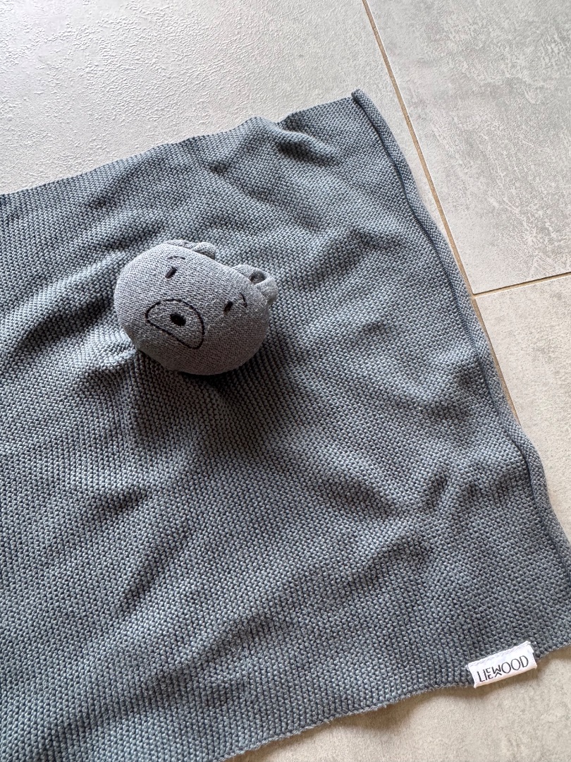 Liewood Grey Bear Doudou Blanket thumbnail 2