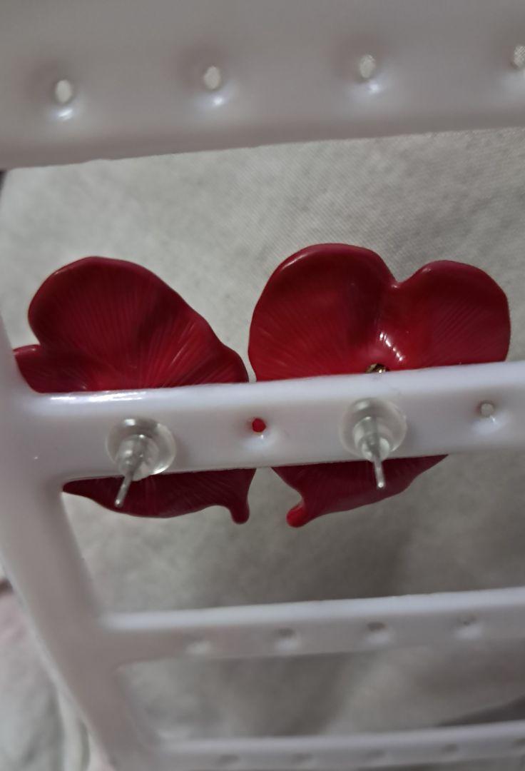 Red Anthurium Flower Earrings thumbnail 2