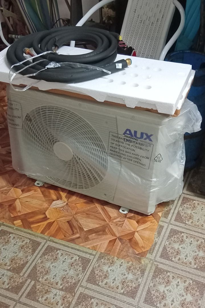 AUX 18CA Inverter Air Conditioner White - Image 1 of 3