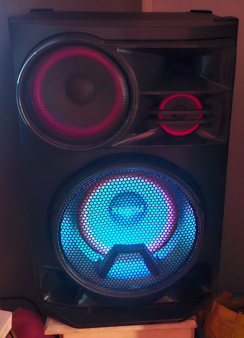 Système audio haute puissance LG CL98 XBOOM 3500W thumbnail 2