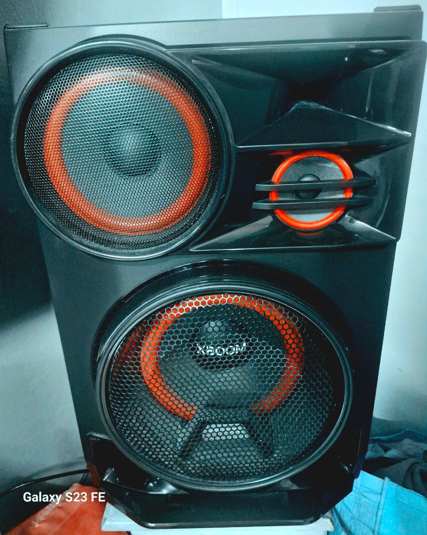 Système audio haute puissance LG CL98 XBOOM 3500W thumbnail 4
