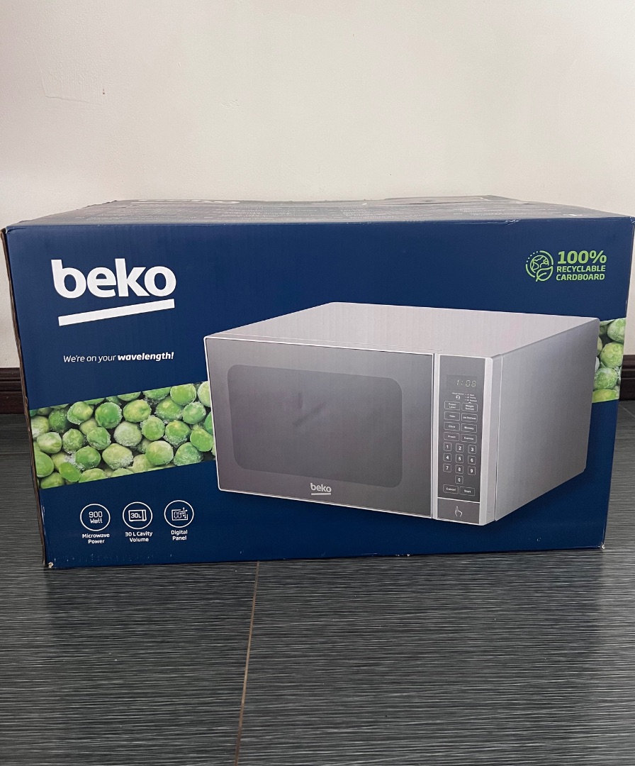 Beko BMO390 Microwave 30L Silver