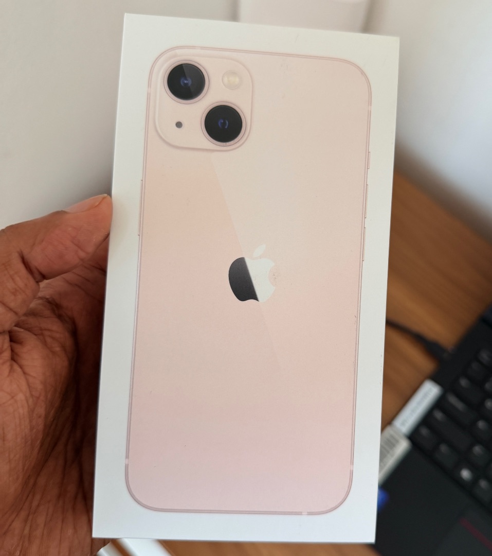 Apple iPhone 13 128GB Pink - Image 1 of 4